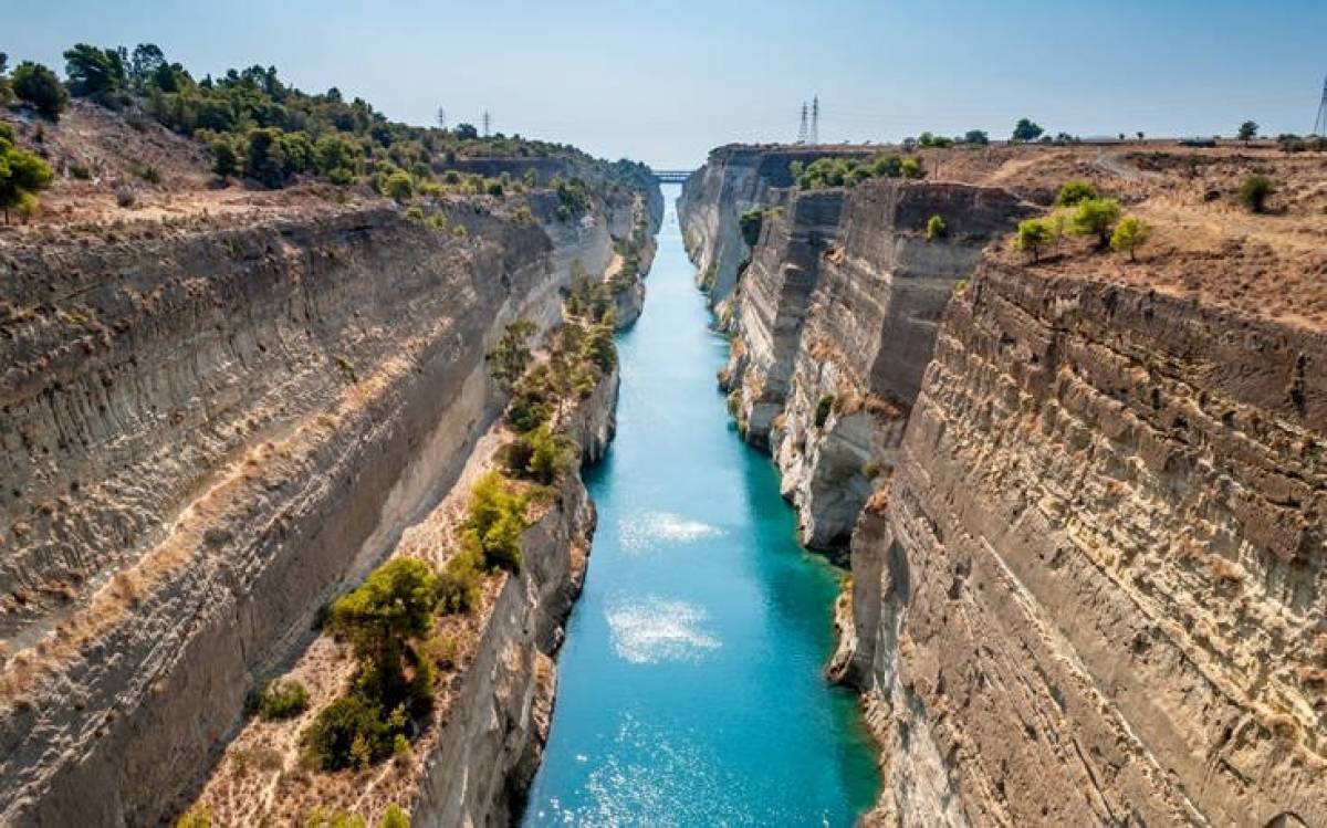 Διώρυγα Κορίνθου: Δεν έγινε γενική διακοπή της ναυσιπλοΐας