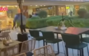 Άγρια συμπλοκή σε εμπορικό κέντρο της Θεσσαλονίκης- Εξετάζονται οπαδικά κίνητρα
