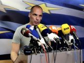Παραίτηση Βαρουφάκη: «Μεγαλειώδες το “ΟΧΙ” του ελληνικού λαού»