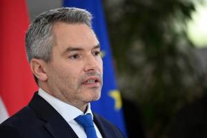 Αυστρία: Στη Ρωσία τη Δευτέρα ο καγκελάριος