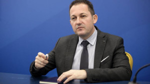 Πέτσας: Η δικαιοσύνη θα αποφανθεί στην υπόθεση των παρακολουθήσεων