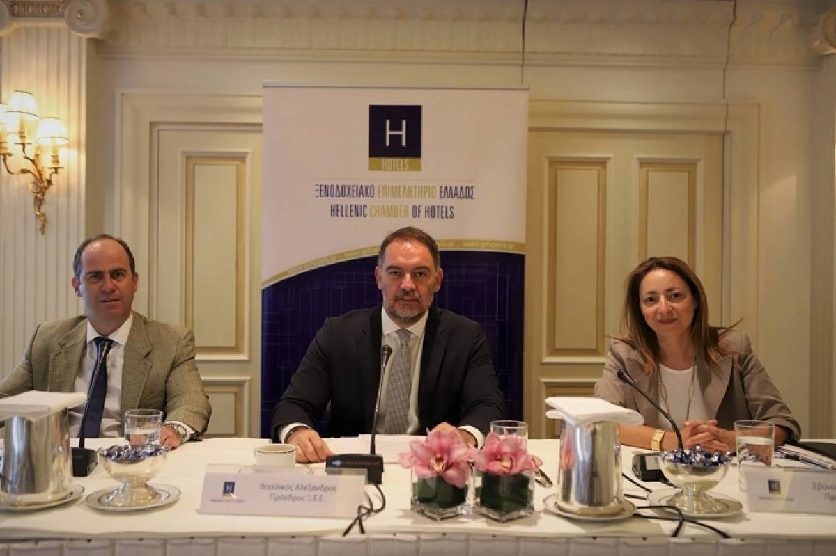 ΞΕΕ: Μείωση σε πληρότητα, τιμές και προκρατήσεις το α’ τρίμηνο