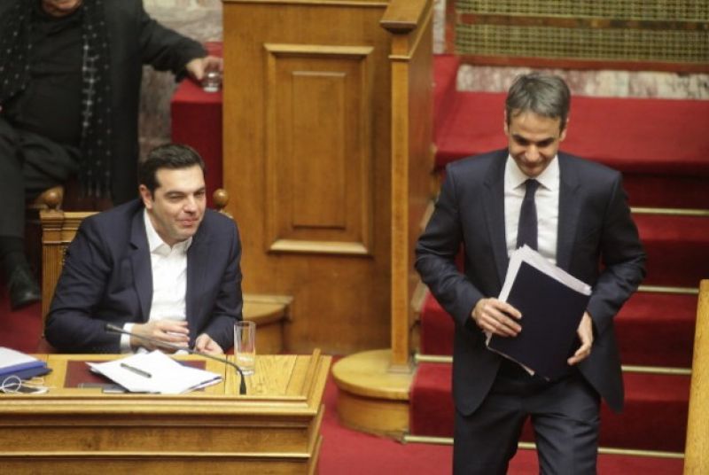 Σφοδρή κόντρα Μαξίμου-αντιπολίτευσης για τηλεοπτικές άδειες και ΣτΕ