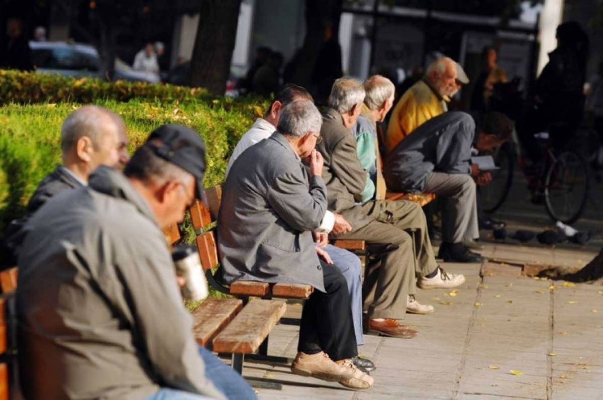 ΕΕ: Κίνδυνος για τις συντάξεις εξαιτίας του «δημογραφικού»!