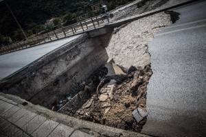 Επιχείρηση απεγκλωβισμού των κατοίκων στην Οξυά Καρδίτσας- Επίσκεψη Μητσοτάκη