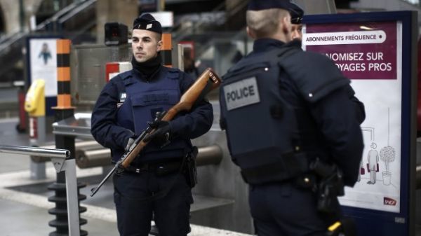 Πλαστό το διαβατήριο τρομοκράτη που φέρεται να πέρασε από Λέρο