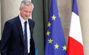 Γαλλία: Αρνητική η κυβέρνηση στην επιστροφή στους δημοσιονομικούς κανόνες
