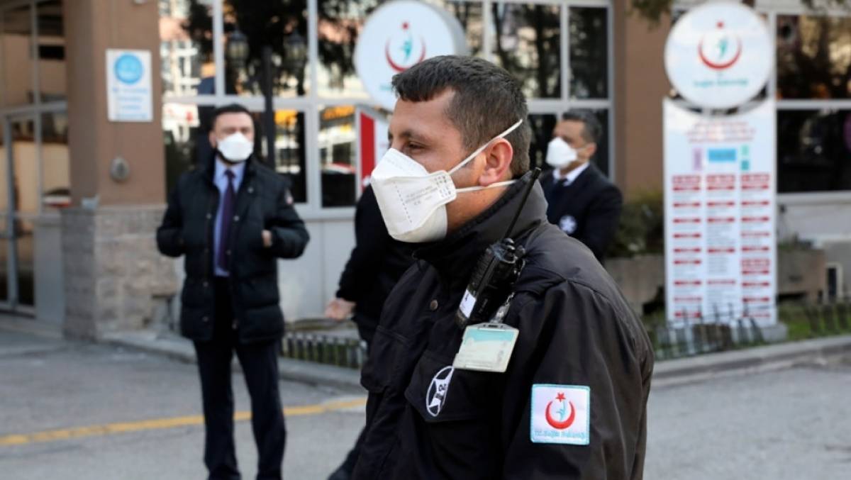 Στους 2.805 οι νεκροί του κορονοϊού στην Τουρκία