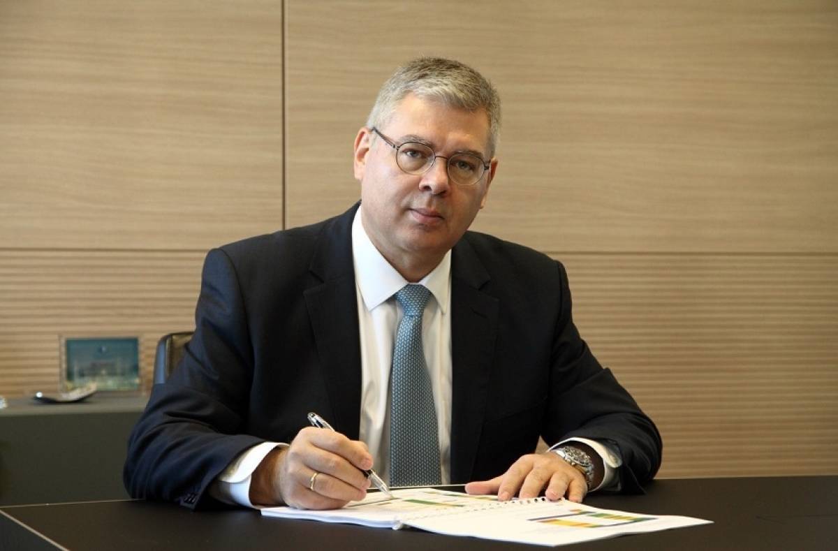ΕΛΠΕ: Ισχυρή κερδοφορία με θετικές ταμειακές ροές και βελτίωση ισολογισμού το β’ τρίμηνο