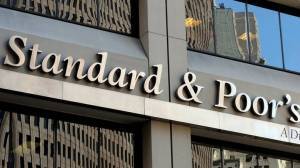 S&amp;P: Απόγευμα Μ.Παρασκευής η αναβάθμιση της ελληνικής οικονομίας