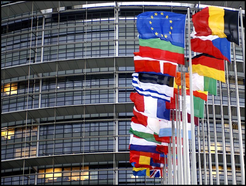 Κομισιόν: Φως στο τούνελ το 2014 για την ελληνική οικονομία