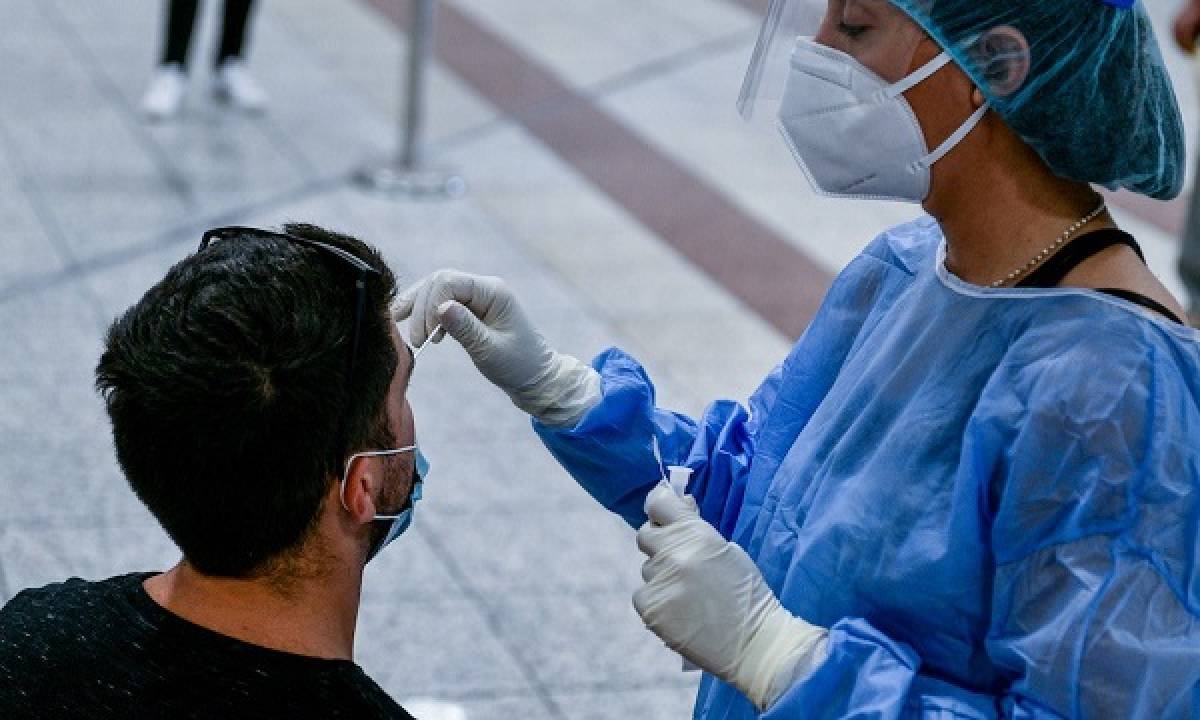 Πώς χορηγούνται τα πιστοποιητικά νόσησης-Τι ισχύει με τις αναρρωτικές άδειες