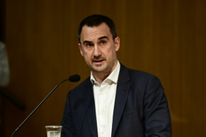 Χαρίτσης: Το σημερινό υπουργικό συμβούλιο είναι μια ομολογία ενοχής