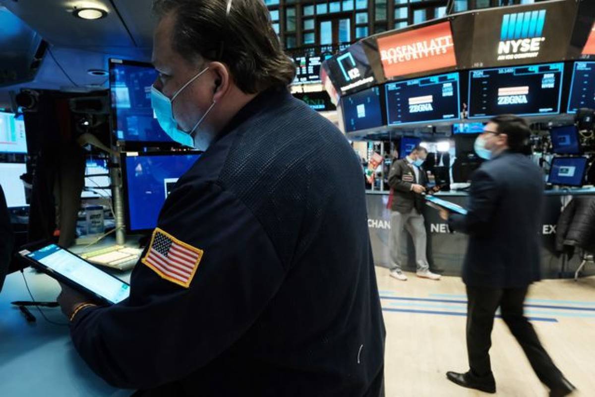 Ιστορικών υψηλών συνέχεια στη Wall Street