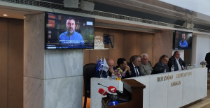 Πυρά ελευθέρων επαγγελματιών για το νέο φορολογικό