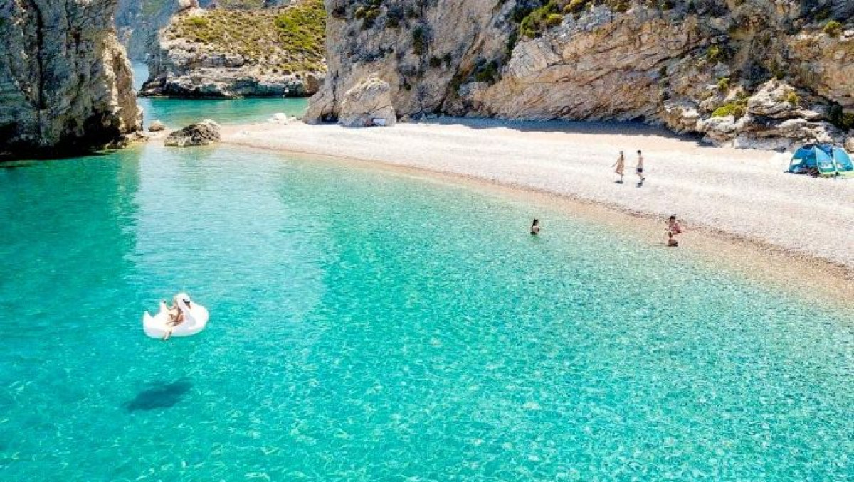 Ανατροπή στις προτιμήσεις ξένων τουριστών προς τα ελληνικά νησιά