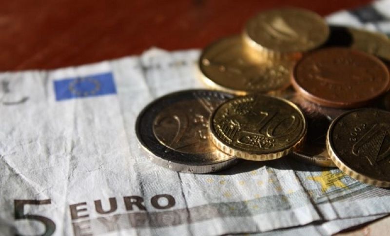 ΕΛΣΤΑΤ: Μείωση 27,2% στο έλλειμμα εμπορικού ισοζυγίου το Φεβρουάριο