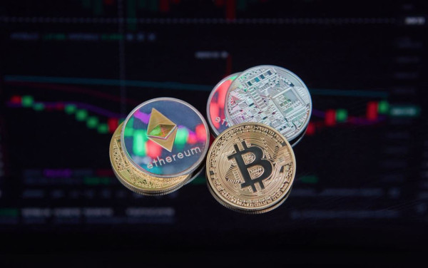 Νέο «χαμηλό» για Bitcoin και Altcoins - Αντιστέκονται τα Privacy Coins