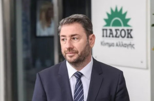 Ανδρουλάκης εναντίον Μητσοτάκη για Βενεζουέλα: Ο σεβασμός του διεθνούς δικαίου δεν είναι ευκαιριακός