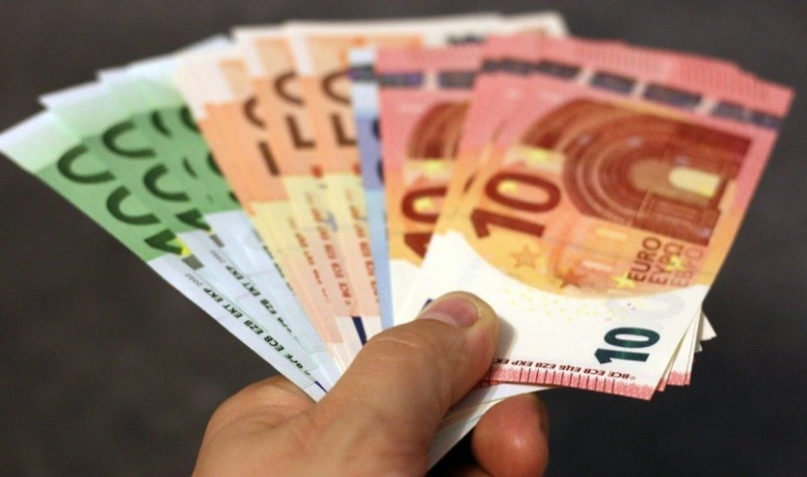 Διήμερο πληρωμών από e-EΦΚΑ και ΔΥΠΑ: Ποια επιδόματα καταβάλλονται