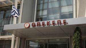 ΟΠΕΚΕΠΕ: Στα ύψη, με το «καλημέρα», η πολιτική σύγκρουση στη Βουλή για την Εξεταστική Επιτροπή