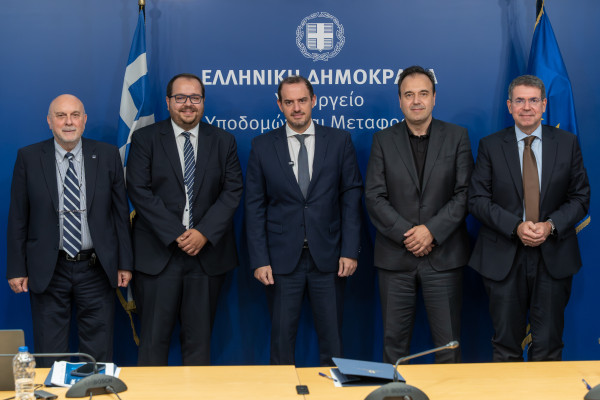 Υπουργείο Μεταφορών: Έρχονται πιο απλές διαδικασίες για οδηγούς και οχήματα - Περισσότερη διαφάνεια στις εξετάσεις οδήγησης