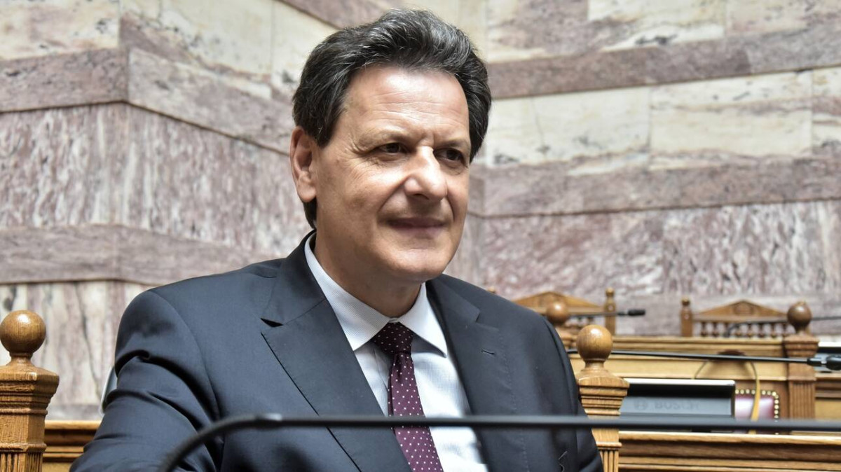 Σκυλακάκης: «Καύσιμα» στα έσοδα από τον ρυθμό ανάπτυξης