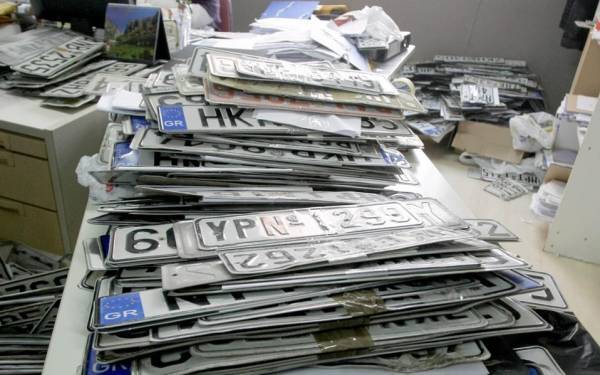 Όλα όσα πρέπει να ξέρετε για την κατάθεση πινακίδων