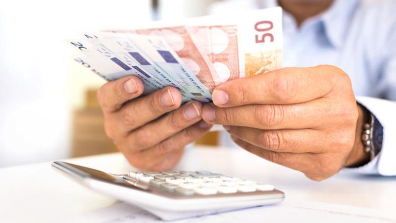 «Βουνό» τα χρέη προς την Εφορία-Στα 90 δισ. ευρώ τα ληξιπρόθεσμα