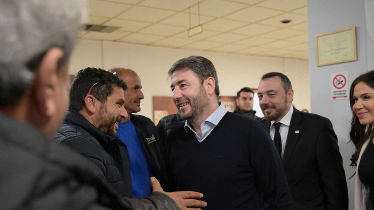 Ανδρουλάκης-Αγρότες: Εμπόδιο το ΠΑΣΟΚ στην καταστροφική πολιτική της ΝΔ