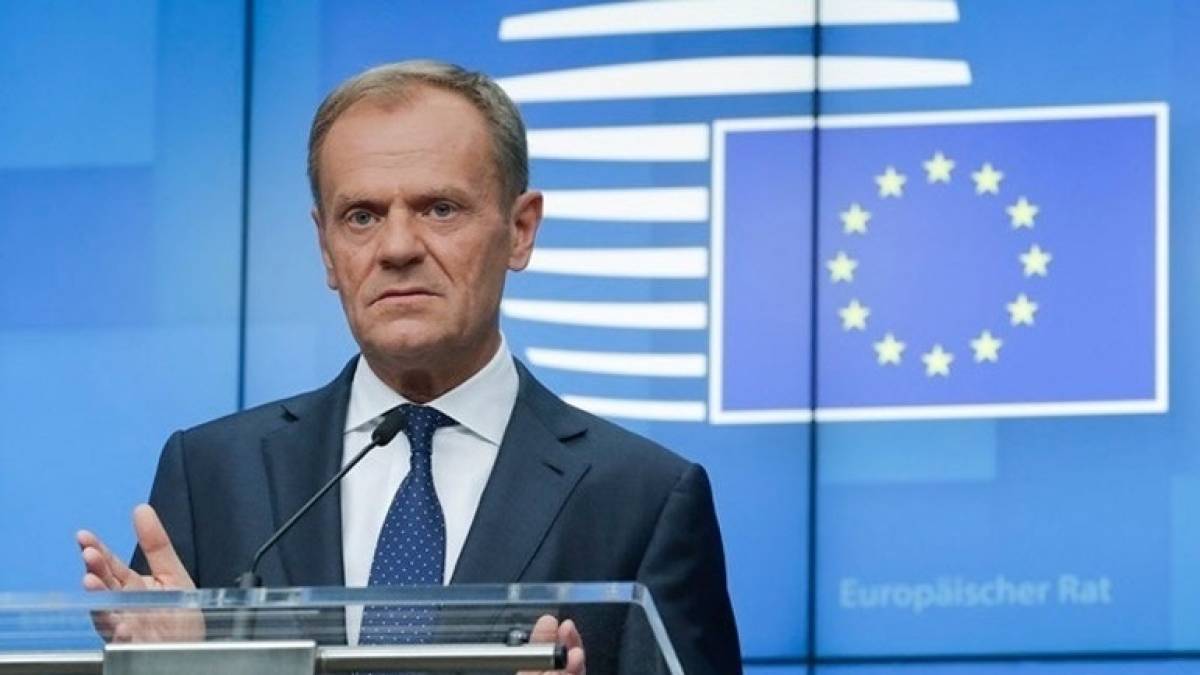 Τουσκ: Ο Τζόνσον δεν προτείνει ρεαλιστικές εναλλακτικές για το backstop