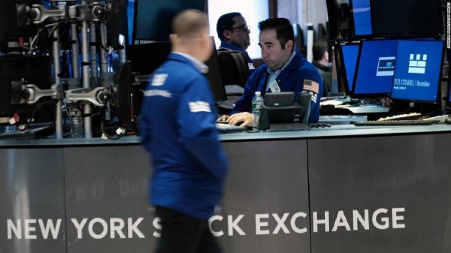 «Διορθώνουν» οι επενδυτές στη Wall Street, μετά τα νέα ρεκόρ