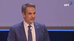 Μητσοτάκης: Η Ελλάδα θα μειώσει τα πλαστικά απορρίμματα κατά 50%