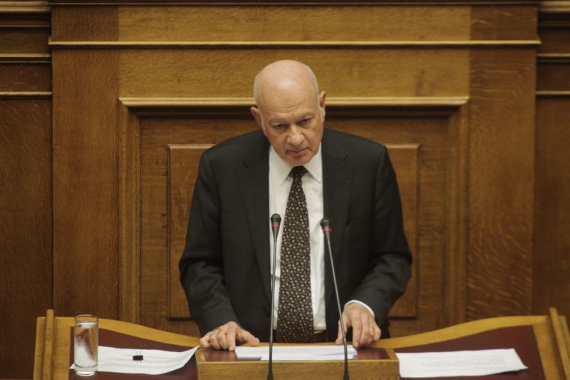 Παπαδημητρίου: Δεν έχει δίκιο ο Στουρνάρας-Θα πετύχουμε καθαρή έξοδο
