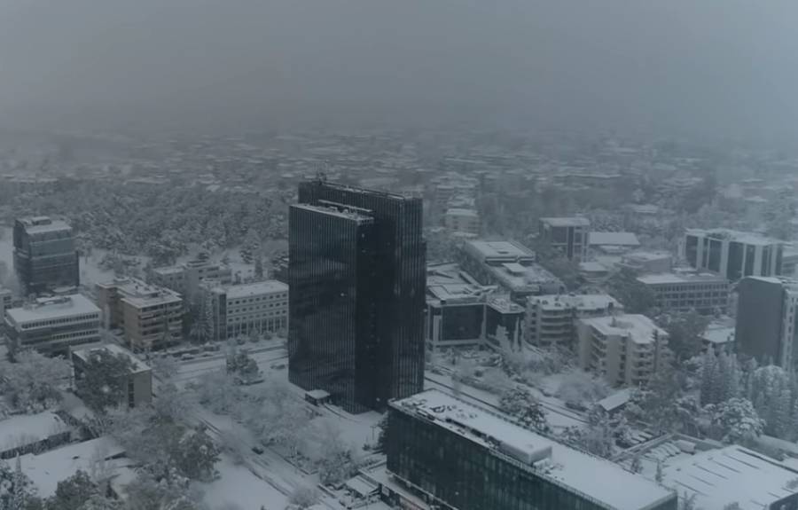 Μήδεια: Η λευκή Αθήνα... από ψηλά (video)