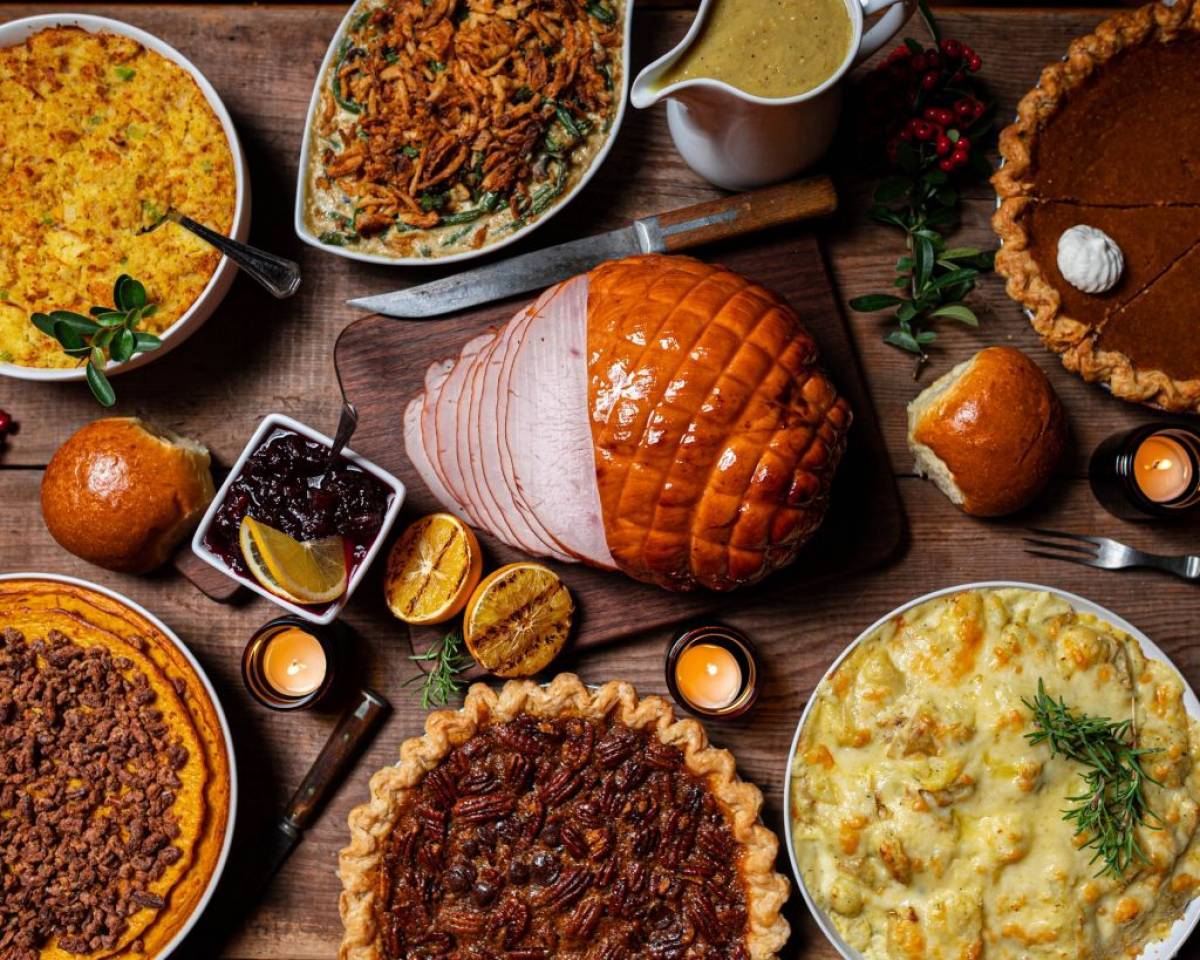 Thanksgiving: Πέντε εστιατόρια που μάς κάνουν το τραπέζι για την Ημέρα των Ευχαριστιών