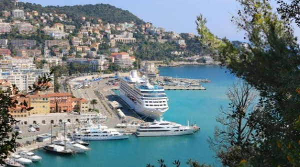 Τέλος τα μεγάλα κρουαζιερόπλοια στη Νίκαια της Γαλλίας
