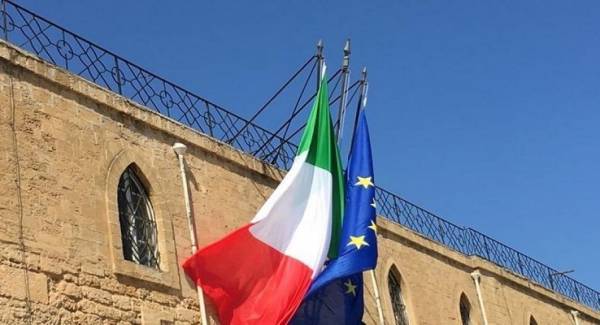 DW: Προς εκτόνωση η κόντρα Ρώμης-Βρυξελλών