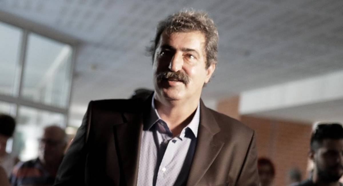 Πολάκης: Φοβισμένος πολιτικός αρχηγός ο Μητσοτάκης