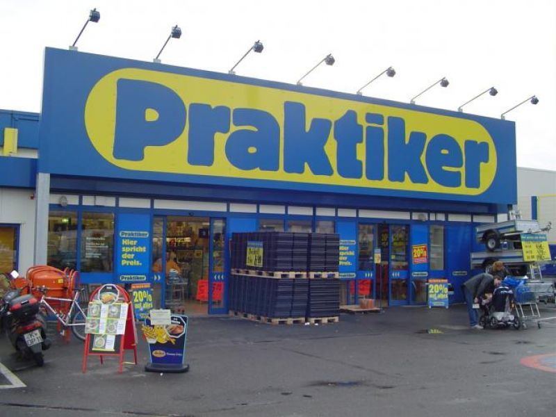 Στα χέρια της Fairfax η Praktiker Hellas