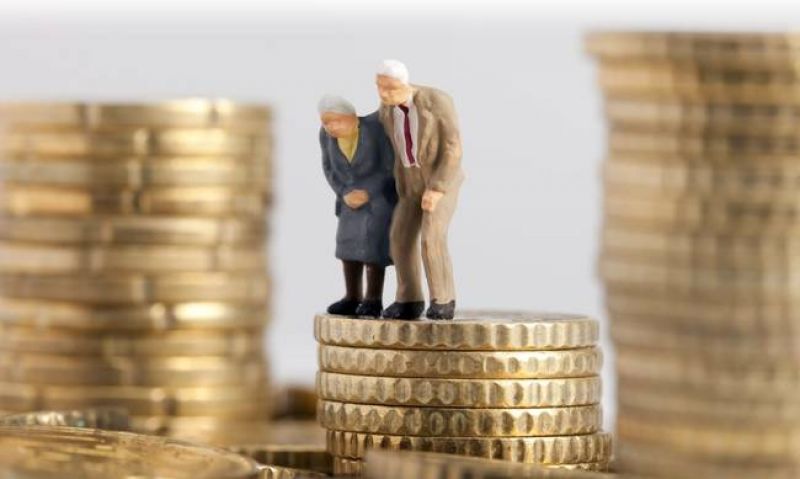 Σοκ από τις μειώσεις στις επικουρικές:Πάνω από 40% το «ψαλίδι»