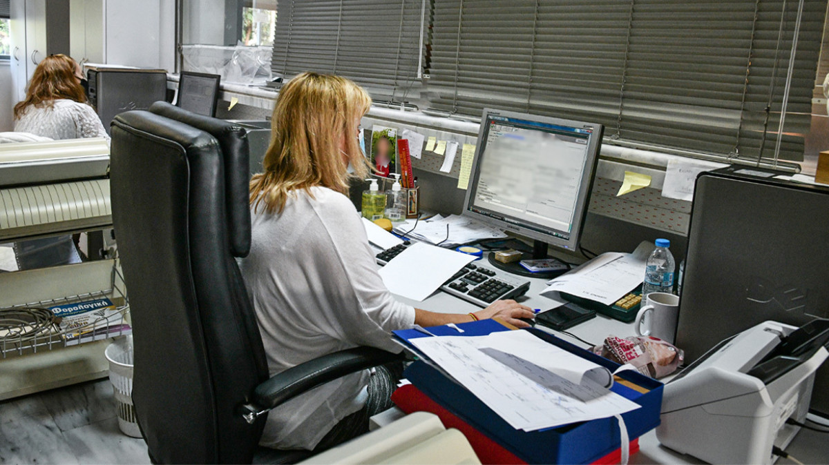 ΑΑΔΕ: «Φρέσκες» οφειλές €6,548 δισ. στο 11μηνο του 2023