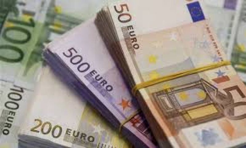 Τη δόση των 800 εκατ. αναμένουν πάροχοι υγείας και συνταξιούχοι