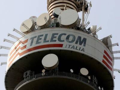 Η KKR καταθέτει προσφορά €10,8 δισ. στην Telecom Italia