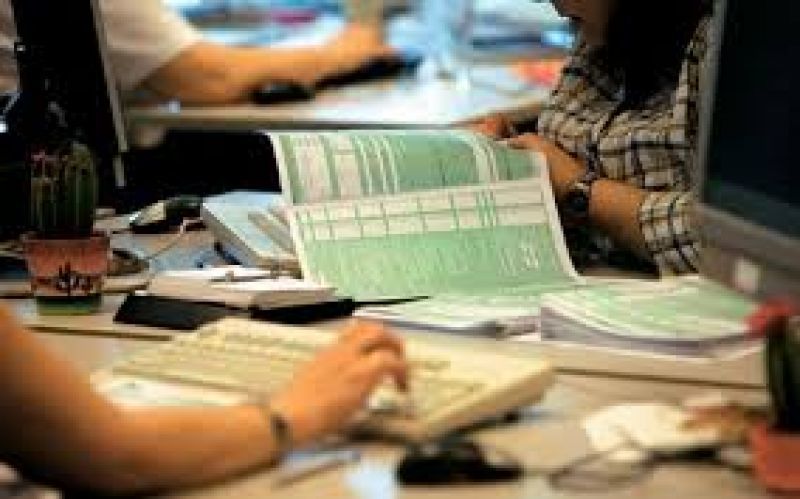 Πέντε δισ. ευρώ θα κληθούν να πληρώσουν οι ιδιοκτήτες για τον φόρο ακινήτων