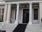 Μαξίμου: Με «ενέσεις» οικονομικής αισιοδοξίας ξορκίζει την πληγή Μπαλτάκου