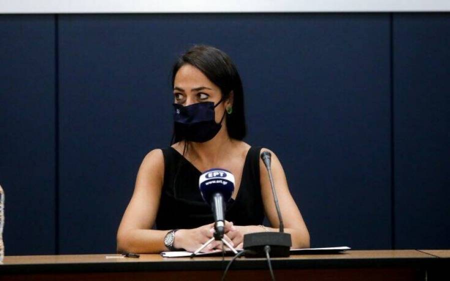 Μιχαηλίδου: Ενημέρωση των εργαζομένων στο ΚΚΠΠΑ για το εμβόλιο
