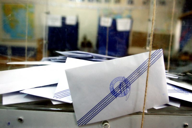 Πώς συνδέεται το σπάσιμο της Β` Αθήνας με την απλή αναλογική