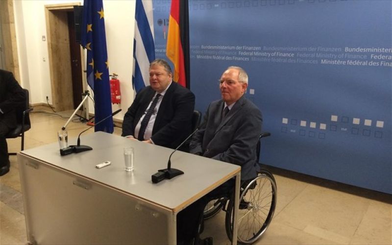 Σόιμπλε: Ολοκληρώστε το πρόγραμμα για να δούμε τα επόμενα βήματα