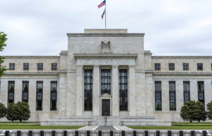 Fed: Παρουσιάζει πρόταση για τη χαλάρωση των απαιτήσεων μόχλευσης των τραπεζών